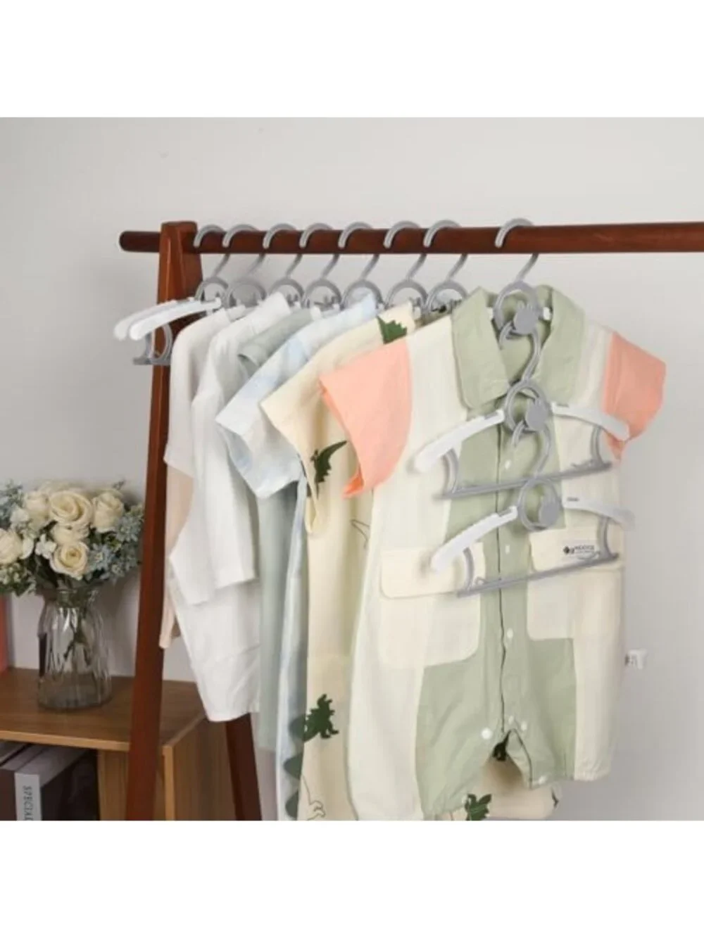 100 Pack Adjustable Baby Hangers for Kids 11